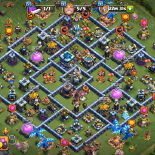 TH 13 Maxed 8 Epic Equipment HQ 25 LVL 66 Gunboat 24 Sculptor 10 (12/12) Sub 10 VP 900 - Image 1